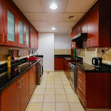 Lunar Cozy Hostel - Jbr ดูไบ ภายนอก รูปภาพ