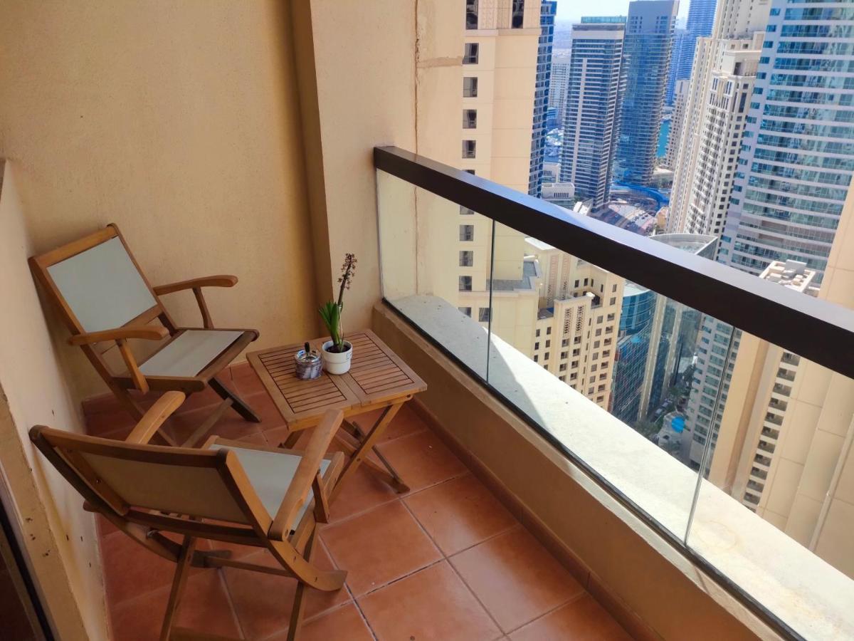 Lunar Cozy Hostel - Jbr ดูไบ ภายนอก รูปภาพ