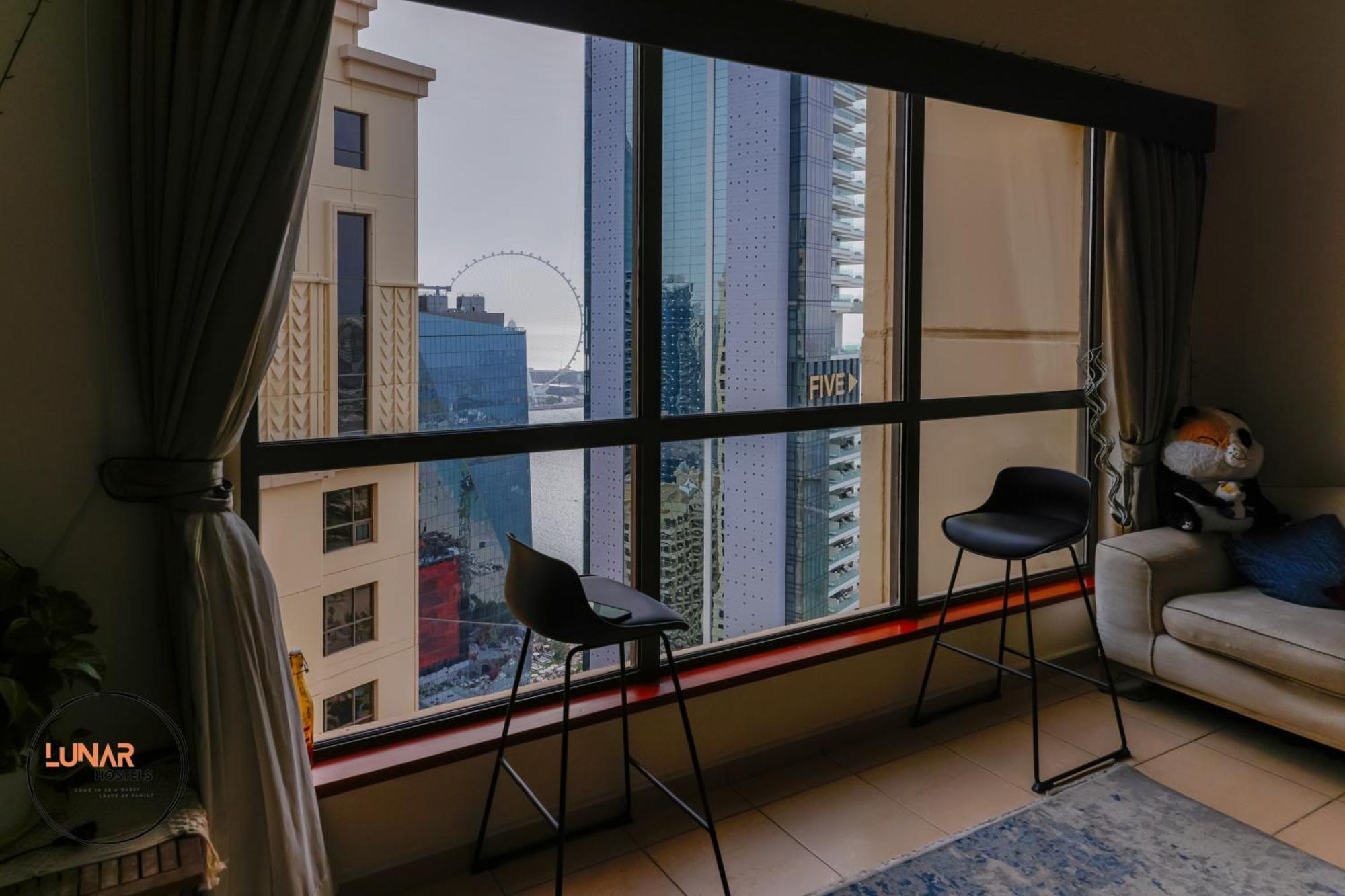 Lunar Cozy Hostel - Jbr ดูไบ ภายนอก รูปภาพ