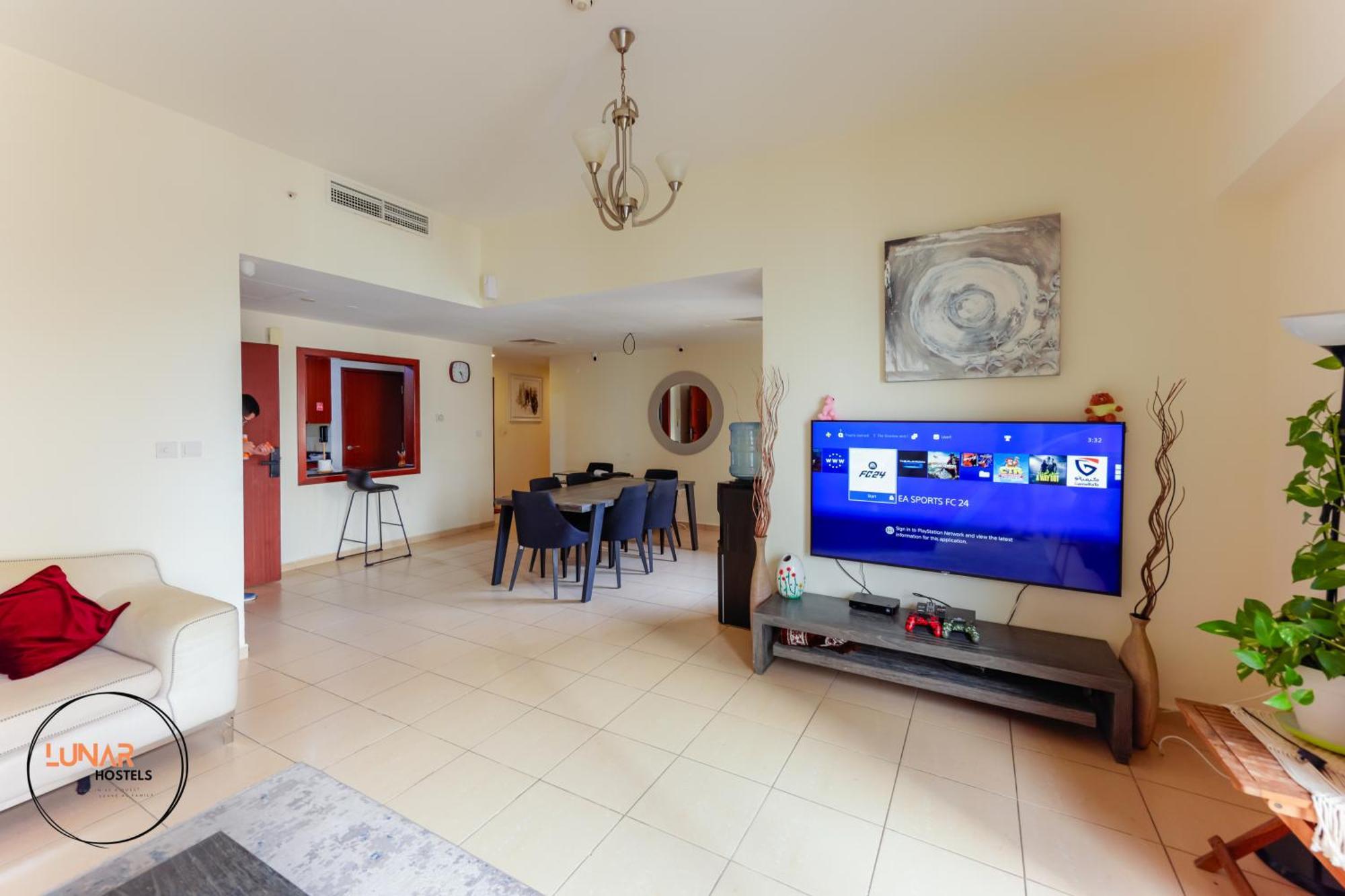 Lunar Cozy Hostel - Jbr ดูไบ ภายนอก รูปภาพ