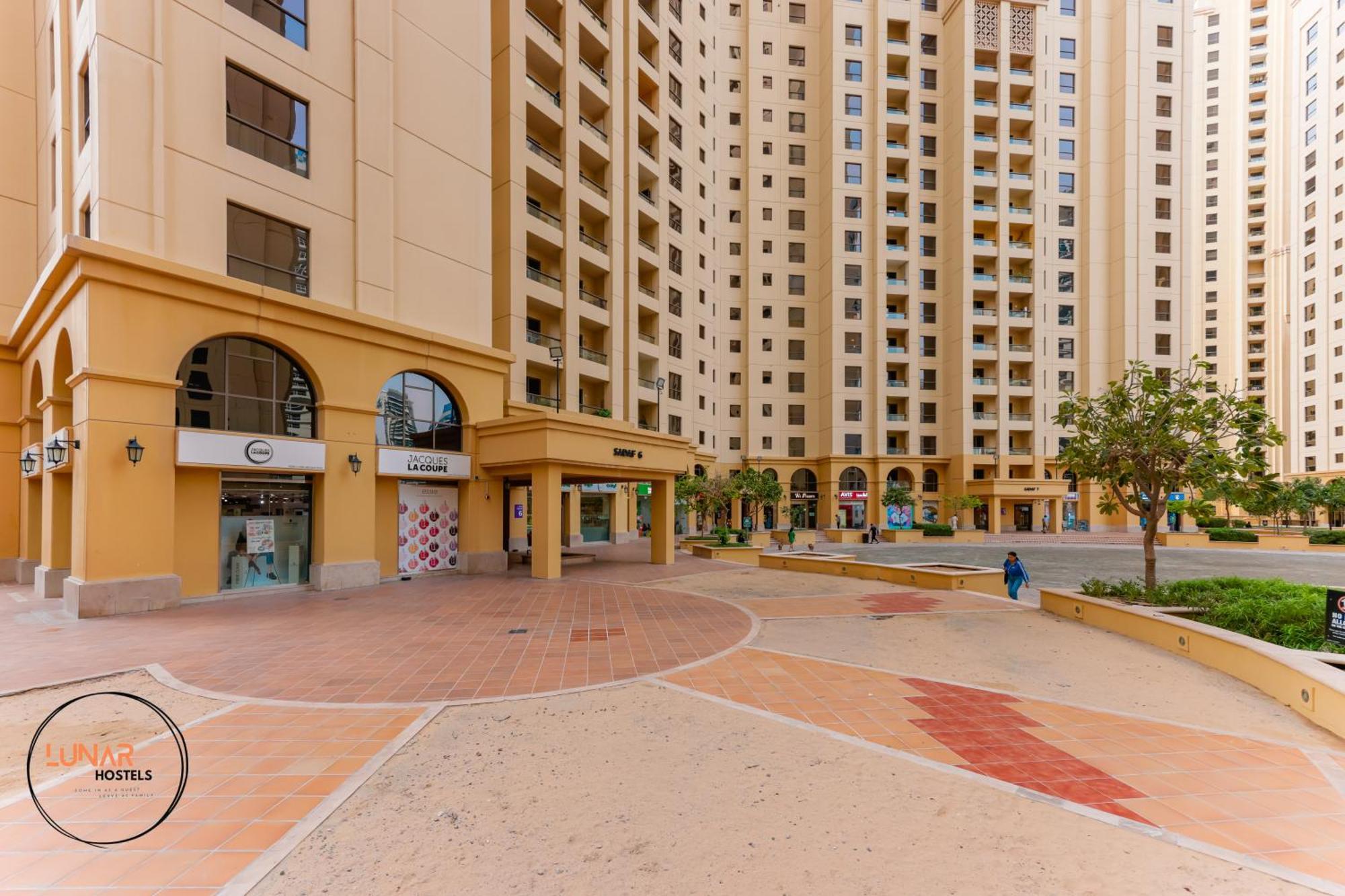 Lunar Cozy Hostel - Jbr ดูไบ ภายนอก รูปภาพ