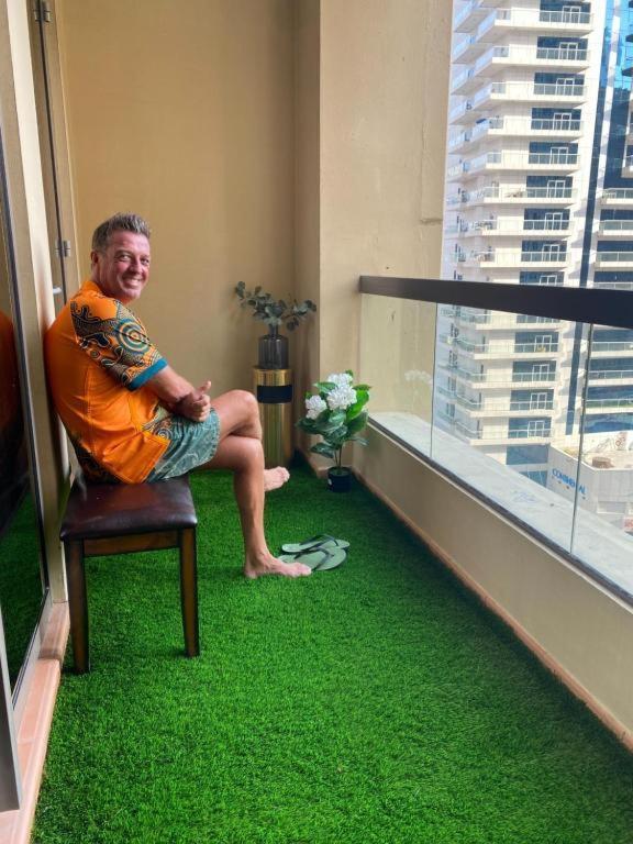 Lunar Cozy Hostel - Jbr ดูไบ ภายนอก รูปภาพ